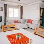 Luxury Meri With Pool And Jakuzi In Kaş