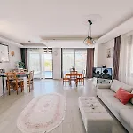 Villa Luxury Meri With Pool And Jakuzi In