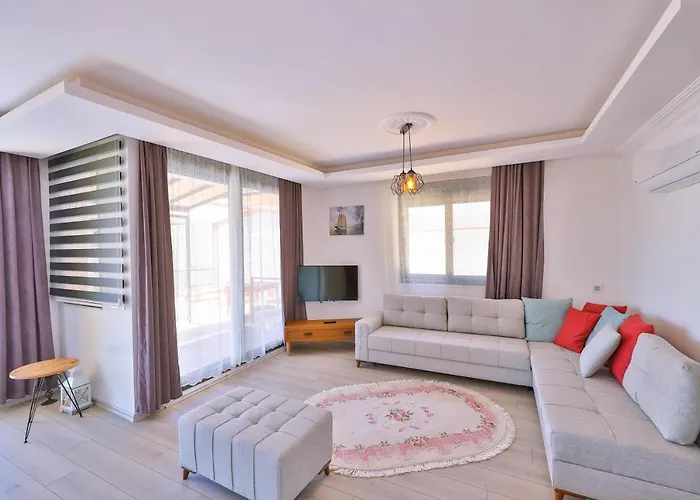 Luxury Meri With Pool And Jakuzi In Villa